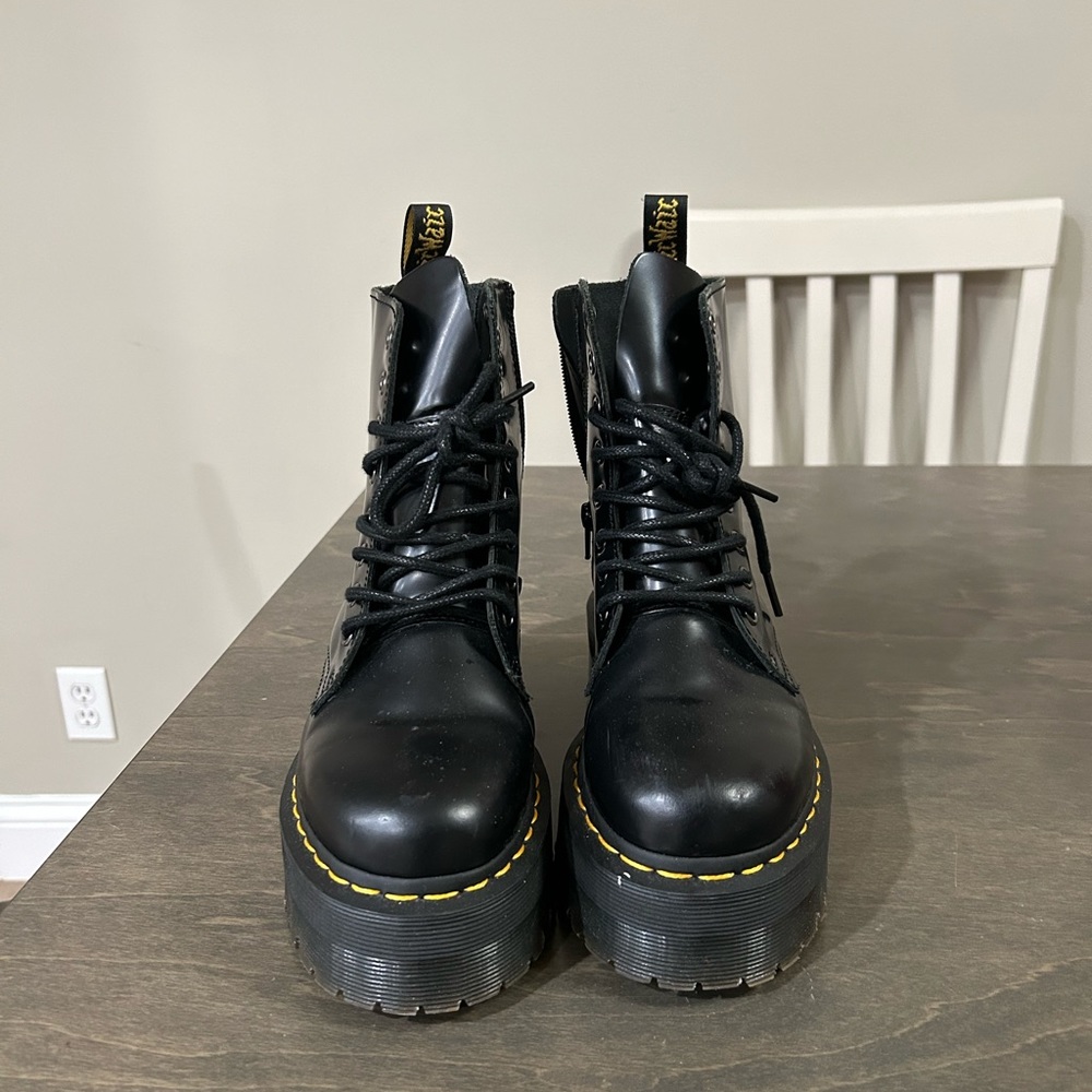 Authentic Jadon Boot Dr. Martens (Docs)